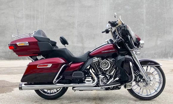 Hogtunes QC 475-RM — QuadCast 4-Channel Class-D Motorcycle Amplifier with R.E.M.I.T. (475W RMS)
