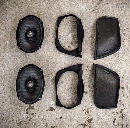 Hogtunes Retro 692-LID-RM – 6×9 Saddlebag Cut-In Kit with Speakers for Harley Touring (2014–2023)